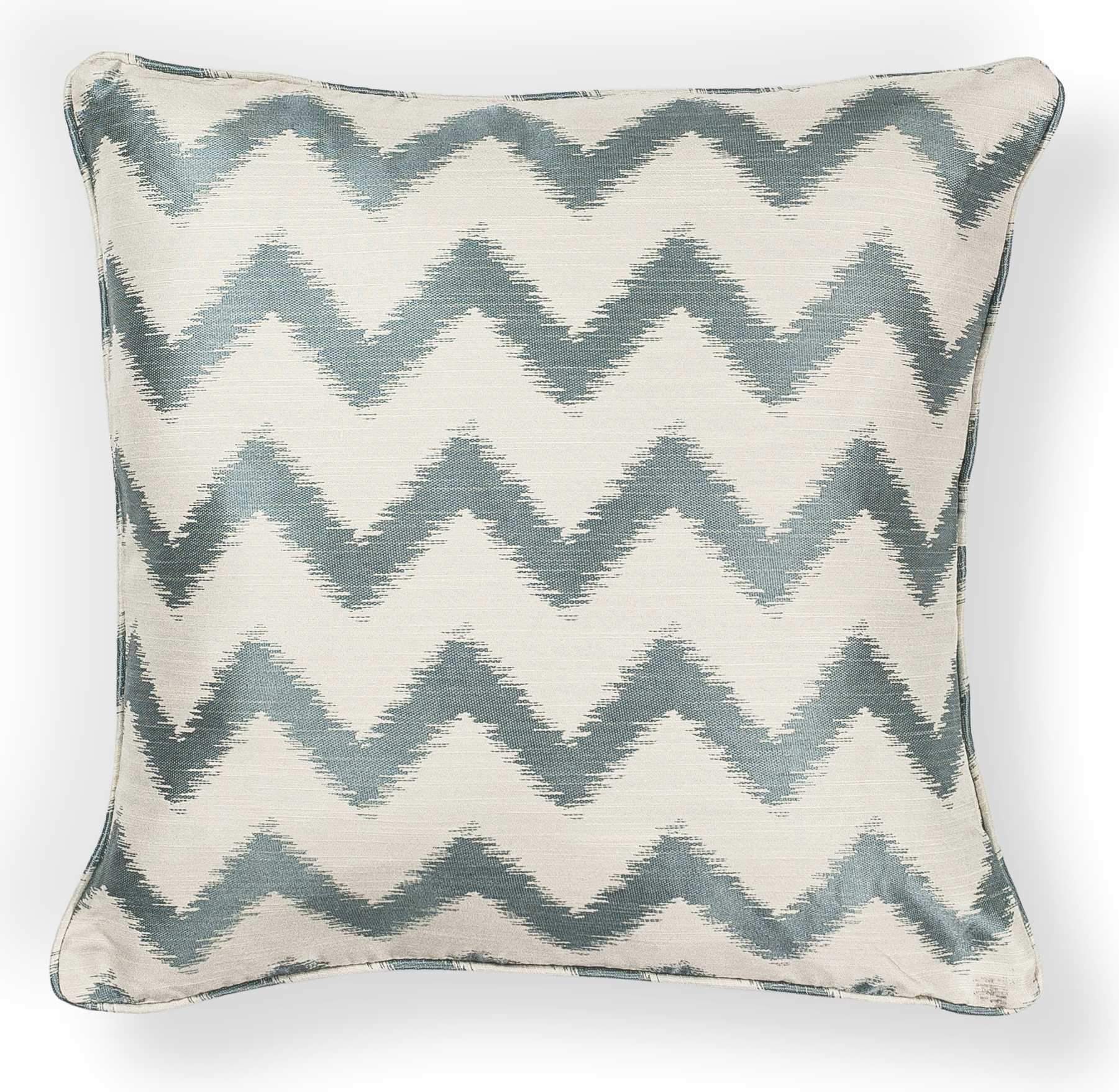 20" x 20" Polyester Ivory Pillow